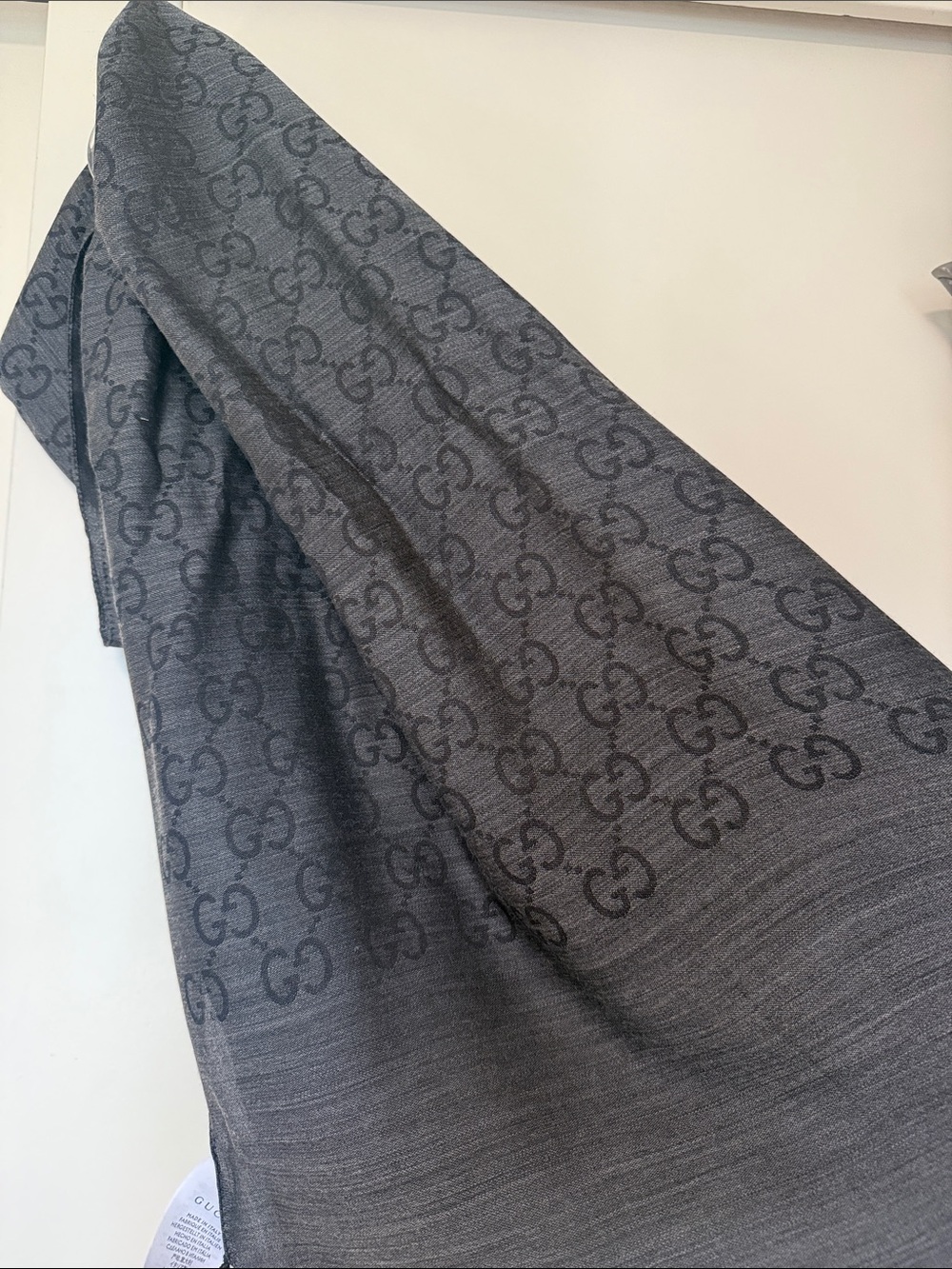 Gucci GG Scarf - Picture 6 of 13